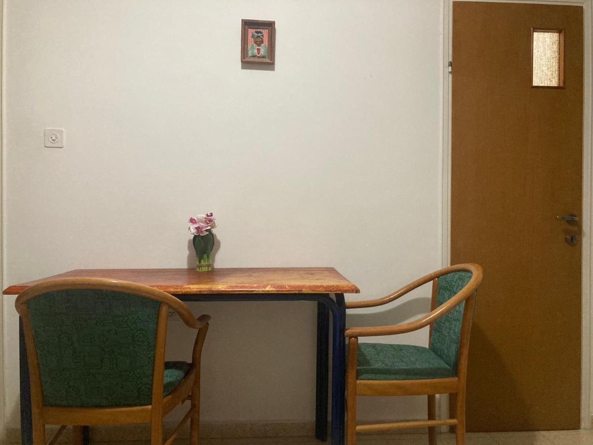 Apartament The Little Dorm And Beer Arad Zewnętrze zdjęcie